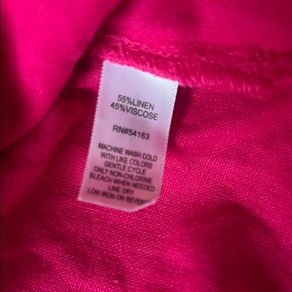 Marc New York Fuchsia Top - Picture 6 of 7